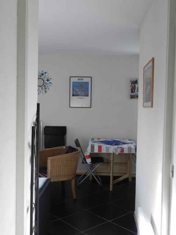 appartement proche mer avec jardin ensoleillé Houlgate Esterno foto